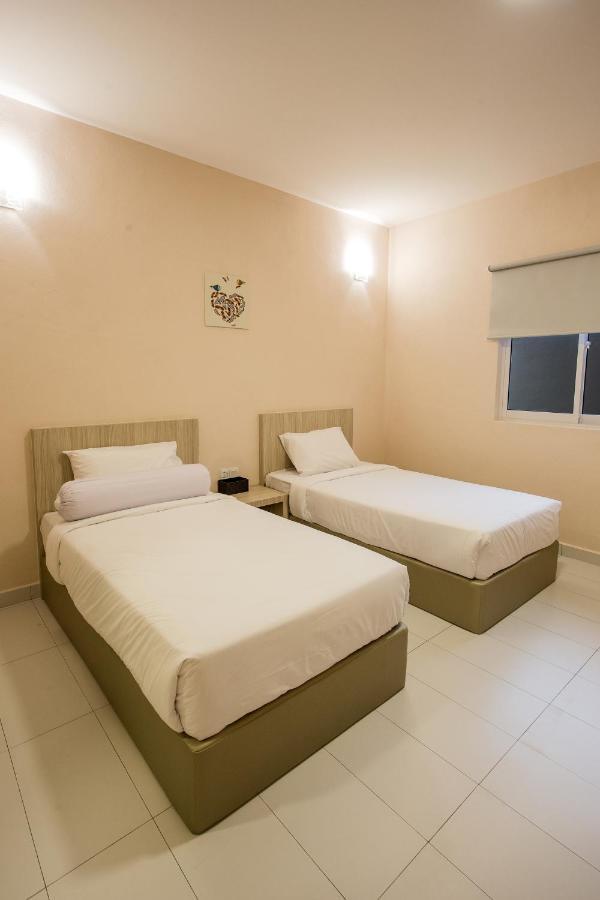 Concordia Inn George Town Room photo